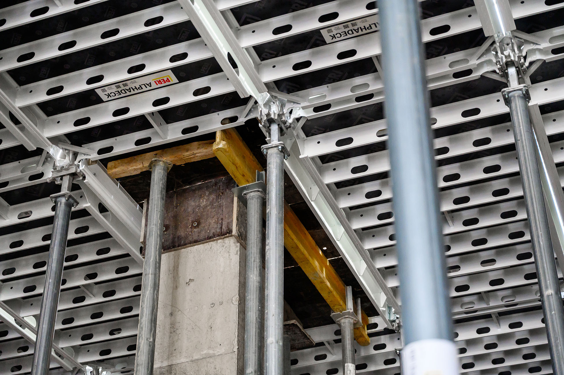 Alphadeck, Εργοτάξιο, Εταιρική Φωτογράφιση