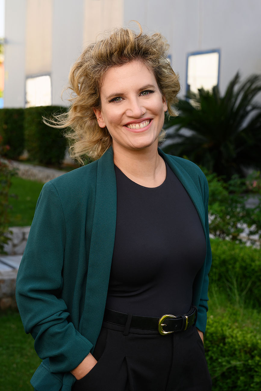 Επαγγελματικό πορτρέτο της Μαρίσιας Γιαννακοπούλου, Marketing Communications Specialist της εταιρείας Endless ec