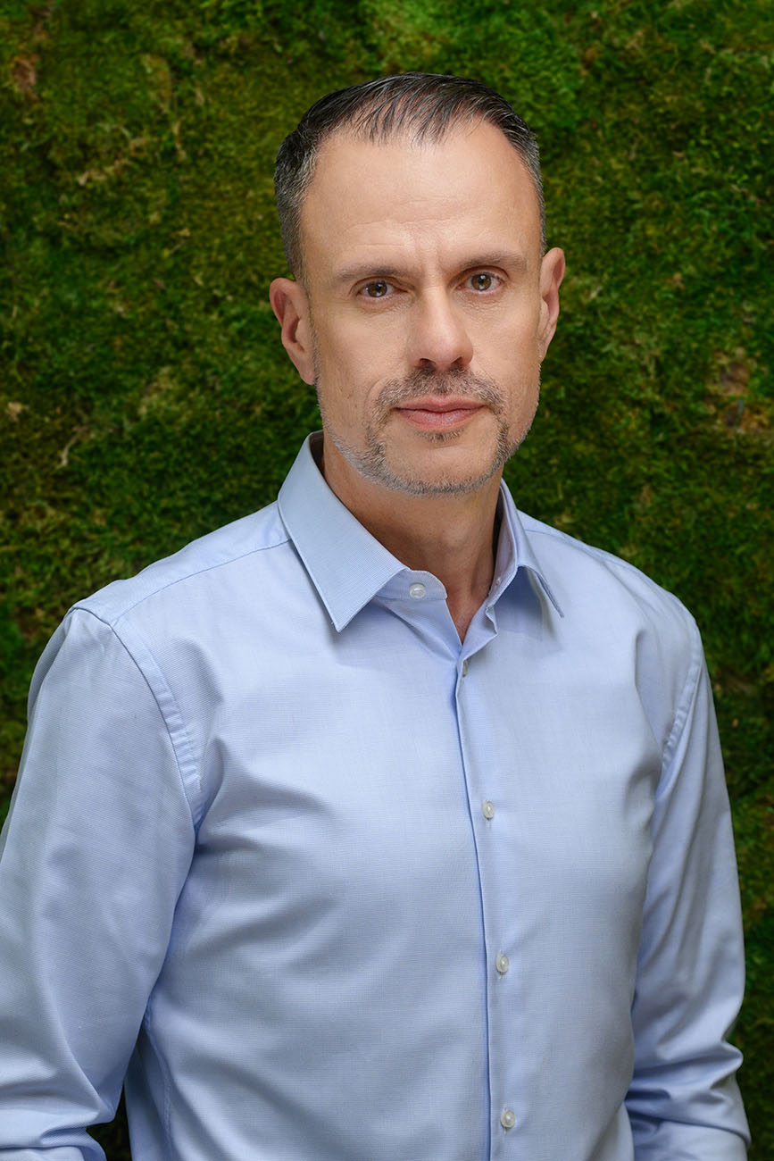 Γιώργος Δριτσάνος, Επαγγελματικό Πορτρέτο, Στέλεχος της εταιρείας Schneider Electric